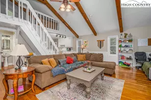 199 Brooker St, Blowing Rock, NC 28605 - Photo 14