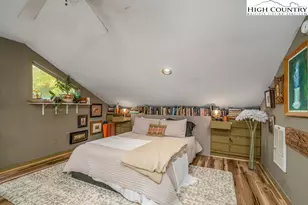 199 Brooker St, Blowing Rock, NC 28605 - Photo 38