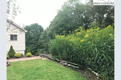 100 Spring Branch Road #A, Beech Mountain, NC 28604 - Photo 2