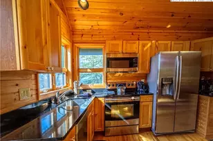 200 Summit Lodge Rd + Guest Chalet, Beech Mountain, NC 28604 - Photo 18