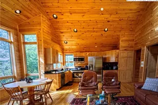 200 Summit Lodge Rd + Guest Chalet, Beech Mountain, NC 28604 - Photo 16