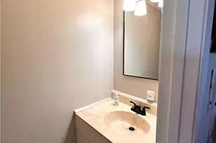 367 Skyleaf Dr, Sugar Mountain, NC 28604 - Photo 4