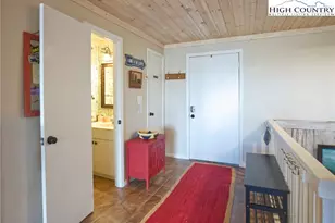 367 Skyleaf Dr, Sugar Mountain, NC 28604 - Photo 8
