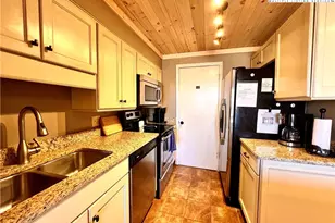 367 Skyleaf Dr, Sugar Mountain, NC 28604 - Photo 20