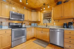 871 Willow Mountain, Vilas, NC 28692 - Photo 10