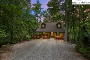 228 Woodby Ridge Rd, Vilas, NC 28692 - Photo 2