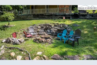 637 Monticello Drive, West Jefferson, NC 28694 - Photo 10