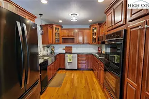 683 Joe Hartley Rd, Linville, NC 28646 - Photo 16