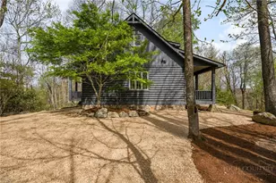 725 Fox Den Rd, Blowing Rock, NC 28605 - Photo 46