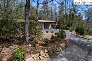 25 Red Oak Ln, Newland, NC 28657 - Photo 4