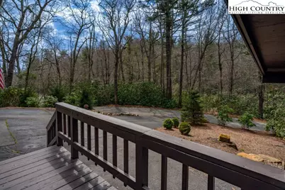 25 Red Oak Road, Newland, NC 28657 - Photo 18