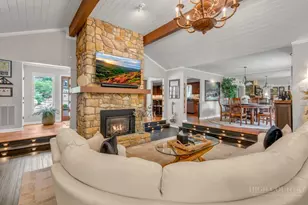 107 Rock Ledge Ln, Linville, NC 28646 - Photo 6
