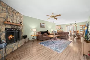 106 W Pond Creek Rd, Beech Mountain, NC 28604 - Photo 6