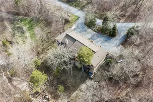 106 W Pond Creek Rd, Beech Mountain, NC 28604 - Photo 30