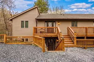 106 W Pond Creek Rd, Beech Mountain, NC 28604 - Photo 2
