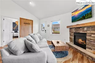 429 Townhomes Pl, Boone, NC 28607 - Photo 4