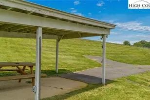 609 W Main St, Jefferson, NC 28640 - Photo 32