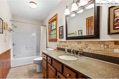 277 Country Lane, Newland, NC 28657 - Photo 12