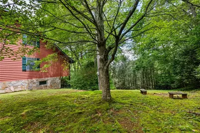 277 Country Lane, Newland, NC 28657 - Photo 26