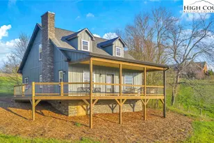 553 Graybeal Calloway Dr, Jefferson, NC 28640 - Photo 2