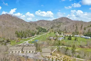 170 S Willow Ridge Ln, Vilas, NC 28692 - Photo 4