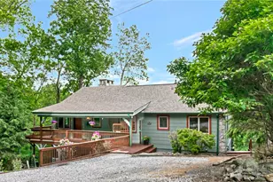 123 Beucus Ln, Seven Devils, NC 28604 - Photo 2