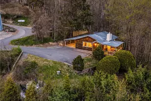 184 Dutch Treat Rd, Banner Elk, NC 28604 - Photo 6