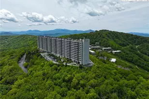 303 Sugar Top Dr, Sugar Mountain, NC 28604 - Photo 34