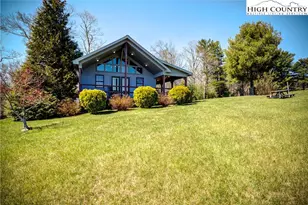 38 Grouse Nest Ln, Sparta, NC 28675 - Photo 2