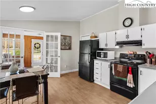 6004 Aaron Ln, Hamptonville, NC 27020 - Photo 12