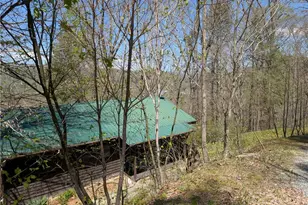 304 McGuire Rd, Sugar Grove, NC 28679 - Photo 2