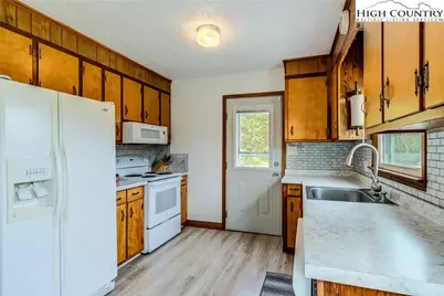 15872 Nc Hwy 18 South, Laurel Springs, NC 28644 - Photo 20