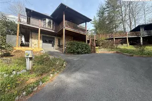 174 Spruce Pine Rd, Newland, NC 28657 - Photo 2