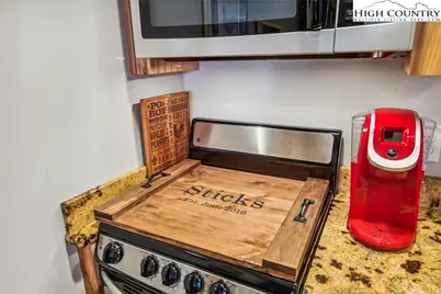 252 Sunset Drive, Blowing Rock, NC 28605 - Photo 10