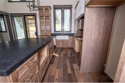 63 Two Hawks Lane, Linville, NC 28657 - Photo 8