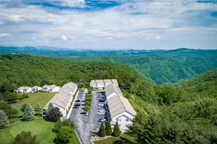40 Club Villa Dr, Roaring Gap, NC 28668 - Photo 2