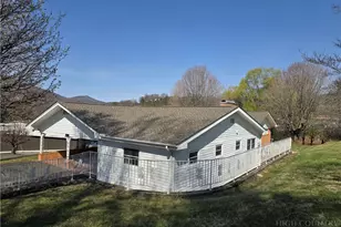 119 Forest Hill Dr, West Jefferson, NC 28694 - Photo 4