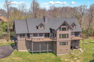 391 Oak Ridge Dr, Boone, NC 28607 - Photo 2