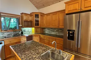 2134 Valle Cay Dr, Vilas, NC 28692 - Photo 14