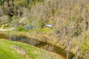 860 W Sugar Tree Rd, Warrensville, NC 28693 - Photo 4