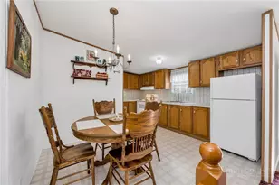 860 W Sugar Tree Rd, Warrensville, NC 28693 - Photo 18