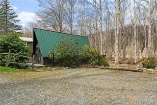210 River Road 2 Rd, Banner Elk, NC 28604 - Photo 22