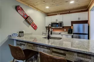 100 Lower Holiday Ln, Beech Mountain, NC 28604 - Photo 8