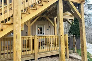 100 Lower Holiday Ln, Beech Mountain, NC 28604 - Photo 2