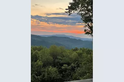 517 Pine Ridge Road, Beech Mountain, NC 28604 - Photo 2