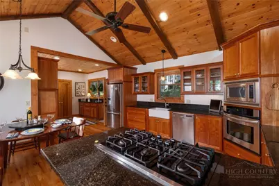 270 Buxton Street, Blowing Rock, NC 28605 - Photo 20