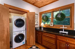 270 Buxton St, Blowing Rock, NC 28605 - Photo 22