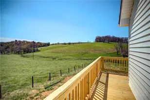 1052 Halsey Knob Rd, Sparta, NC 28675 - Photo 8