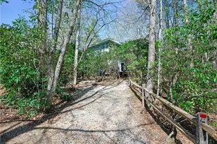 253 Black Pine Rd, Newland, NC 28657 - Photo 26
