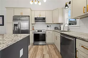 811 Pine Ridge Rd, Beech Mountain, NC 28604 - Photo 10